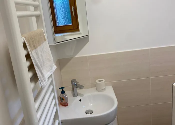 Ruhiges Direkt In S-bahn-naehe شقة *