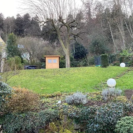 Ruhiges Direkt In S-bahn-naehe * Heidelberg